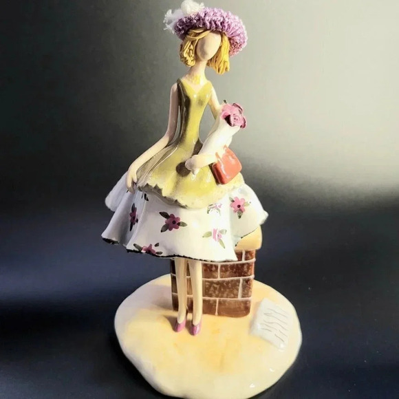 AppleTree Design Young Lady In Dress Porcelain  Figurine with crochet hat - Picture 1 of 12